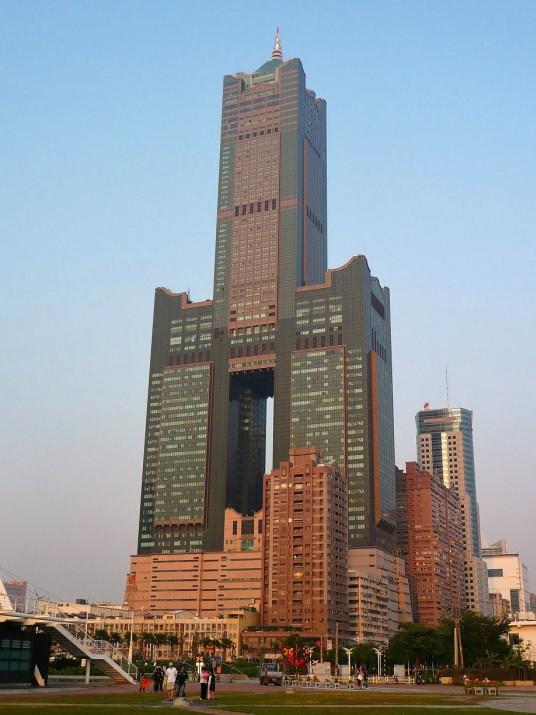 <p>24. Tuntex Sky Tower<br />Kaohsiung, Taiwan, 378m </p>