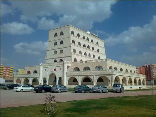 <p>Kızıltepe Nüfusu: 198.672 Bağlı olduğu il: Mardin</p>
