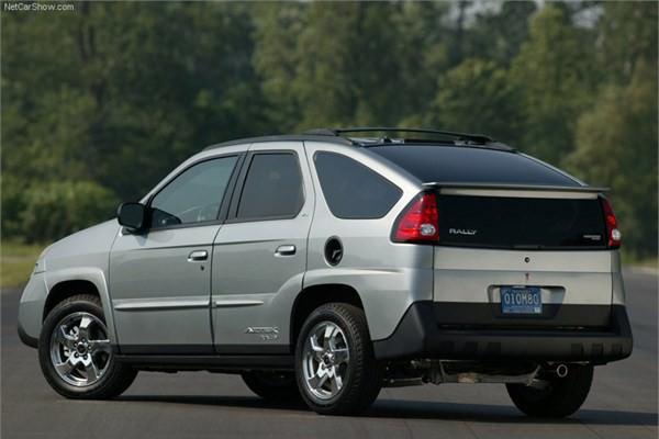 <p><strong>8. Pontiac Aztek<br /></strong><br />Puan: 1,4</p>