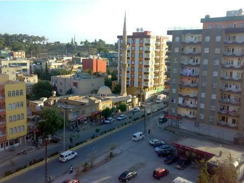 <p>Kızıltepe Nüfusu: 198.672 Bağlı olduğu il: Mardin</p>
