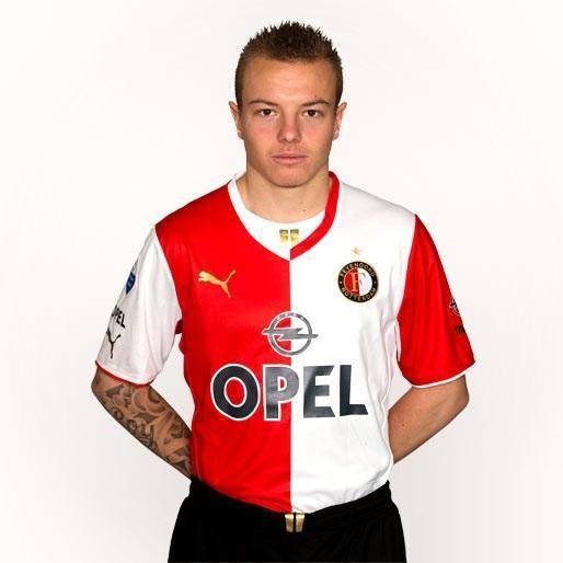 <div>Feyenoord (İç saha)</div>