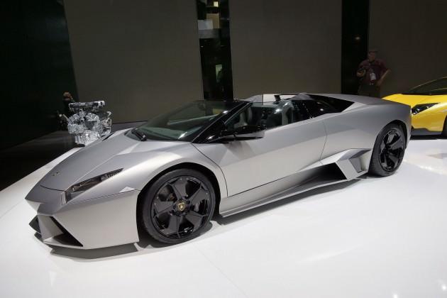 <p>8- Lamborghini Reventon Roadster – 1,56 milyon dolar</p>