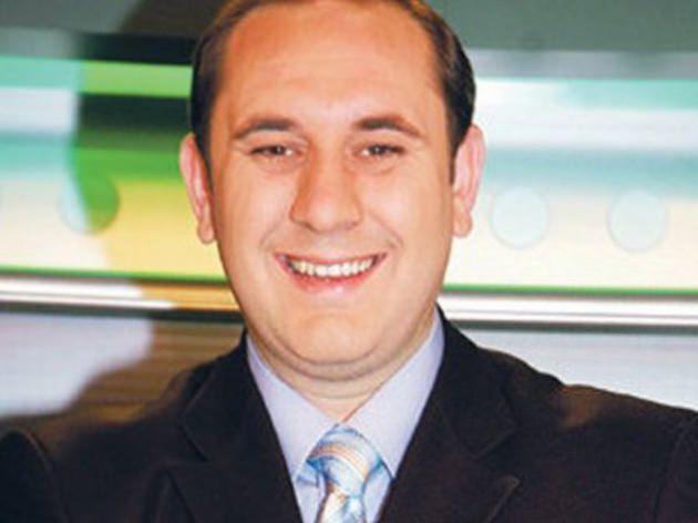 <p>TV 8 SPİKERİ FİKRET ENGİN: "Gooool!!! Durum 2-1 hatta 3-1..." (Juventus-Udinese maçında Juventus'un 3. golünü aktarıyor)</p>