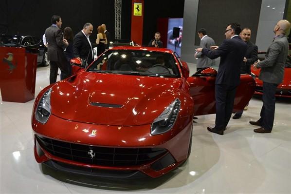   Ferrari F12 Berlinetta