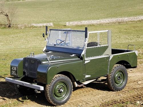 <p>Land Rover Defender 1948</p>