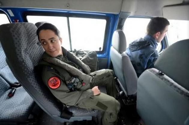 Dombay, uçuş emniyetinin, ilgili her şeyi ve herkesi kapsadığını belirterek, Hava Kuvvetleri'nde uçuş hatlarında görev yapan herkesin uçuş emniyetiyle ilgili olduğunu, ayrıca emniyetli uçuşun, hava şartları, bulunduğunuz ortam, her türlü malzeme ve davranışı da kapsadığını bildirdi