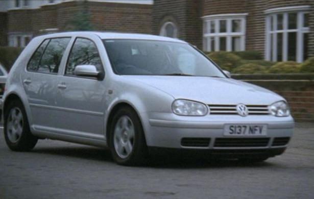 <p>Otomobil markası : Volkswagen Golf 1.6 Comfortline 1999<br />
<br />
2. El fiyatı : 20.500 TL</p>