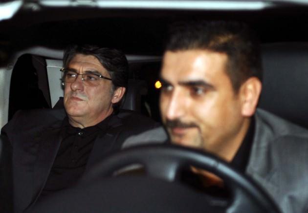 <p>İddianamede Fenerbahçe, Beşiktaş, Mersin İdmanyurdu, Trabzonspor, Sivasspor, İstanbul Büyükşehir Belediyespor ile Giresunspor'un adı geçti. İddianamede Fenerbahçe, Trabzon, İstanbul Büyükşehir Belediyespor, Mersin İdmanyurdu Spor, Manisaspor, Sivasspor, Giresunspor Başkanları ile Beşiktaşlı yönetici Serdar Adalı şüpheli olarak yer aldı.</p>