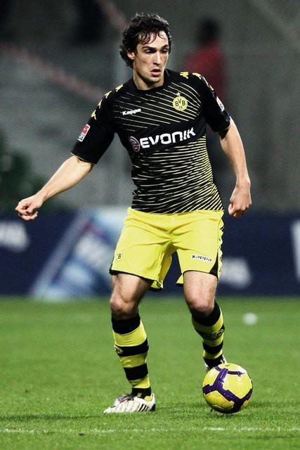 45-Mats Hummels