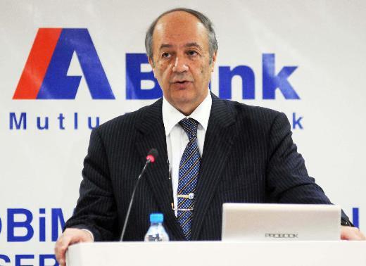 <p><strong>'İYİ TEKLİF GELDİ PAZARLIKSIZ SATTIK'</strong><br /><br />Abank'ın yüzde 70.84'ü Katarlı Commercial Bank'a satıldı.</p>
<p>Satış sonrası açıklama yapan sahibi Anadolu Holding Yönetim Kurulu Başkanı Tuncay Özilhan, "Türkiye'ye girmekte çok kararlıydılar pazarlık yapmamız gerekmedi" diye konuşmuştu.</p>
<p>Abank'ın toplam 66 şubesi bulunuyor.</p>