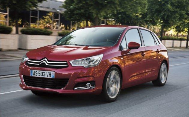 <p><strong>Citroen C5'te 6 bin TL avantaj</strong><br />Citroen, yıl sonu ta¬kas kampanyası ile 6.000 TL'ye varan indirim imkanı veri¬yor ve ayrıca yüzde 0 faiz seçenekleriyle de cazip avantajlar sunuyor. C5 modelin¬de 6.000 TL'lik takas avantajı uygulanıyor. Kampanya dahilinde C- Elysee modeli 33.500 TL başlangıç fiyatına sahip</p>