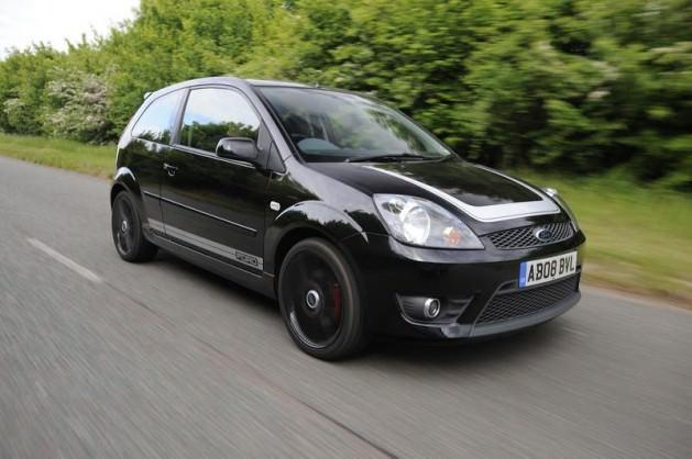 Ford: Yeni Focus’un 1.0 lt Ecoboost motor seçeneği hariç diğer tüm modellerinde 24 ya vadeli, faizsiz 24 bin TL kredi imkanı var. Bununla birlikte Fiesta ve C-Max’e 750 TL, Focus, Mondeo, Kuga ve Ranger’da 1.500 TL’ye, Transit Connect modellerindeyse 1.000 TL’ye varan takas destekleri uygulanıyor.