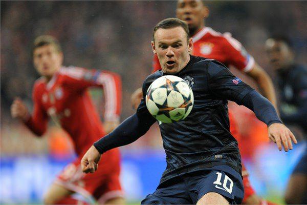 <p><strong>Wayne Rooney</strong></p>
<p>İngiltere milli takımı oyuncusu Rooney, kadınlara düşkünlüğü nedeniyle 2004 Dünya Kupası'nda da gündeme gelmişti. Rooney'nin gecesi 1000 sterline kadınlarla eğlendiği yönündeki haberler yeniden gündemde.</p>