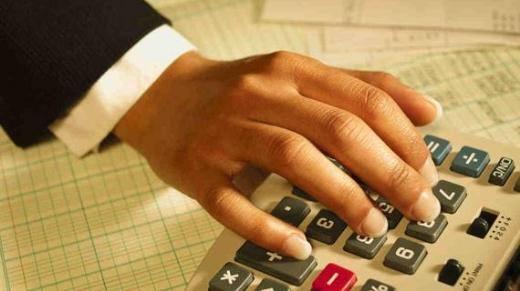 Bankacılık alanındaki sözleşmeler, abonelik sözleşmeleri vb. çok geniş kitleleri ilgilendiren sözleşmelerde tüketici aleyhine hükümler yer alması durumunda bu sözleşmeler Bakanlık tarafından denetlenecek ve tüketicinin mağdur olması engellenecek.