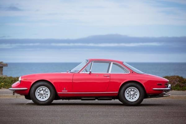 <p><strong>1969 Ferrari 365 GTC</strong><br />Fiyat aralığı 750 bin dolar ile 900 bin dolar arasında.</p>
