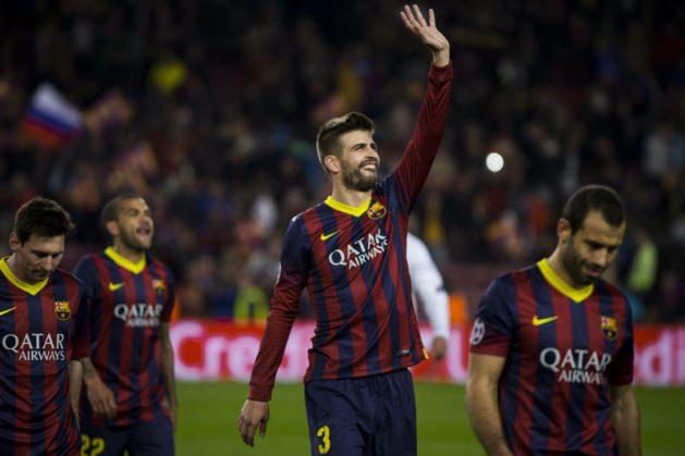 <p><strong>Barcelona</strong></p>
<p>Barcelona takımı forma sponsoru Nike'dan yıllık 32,2 milyon Euro, göğüs reklamı aldığı Qatar Airways'tan yıllık 35,8 milyon Euro alıyor.</p>
