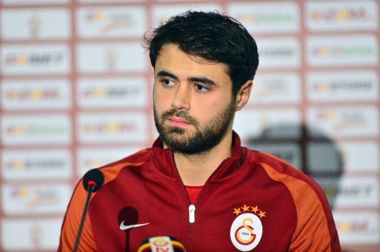 <p>Stoper: Ahmet Çalık</p>
