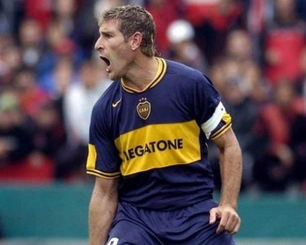 <p>Kolombiya maçında kazanılan 3 penaltıdan da yararlanamayan Arjantinli Martin Palermo, uluslararası bir maçta 'En çok penaltı kaçıran futbolcu' oldu</p>
