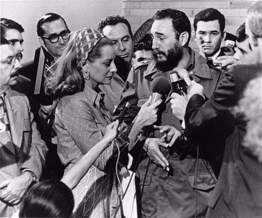 <p>Bir yıl sonra Batista, Fidel Castro'nun da içinde bulunduğu tüm siyasi suçlular için bir af çıkardı. Hapisten çıktıktan sonra da devrimci fikirlerinden vazgeçmeyen Fidel Castro, Meksika‘ya giderek, hükümeti devirmek için yeni bir gerilla grubu oluşturdu.</p>
<p> </p>