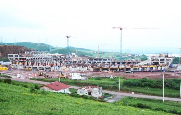 <p>Yeni Kocaeli Stadyumu</p>
