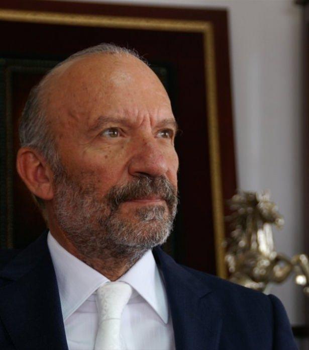 <p>21 Suat Günsel Yakın Doğu Üniversitesi 1.200</p>
<p> </p>