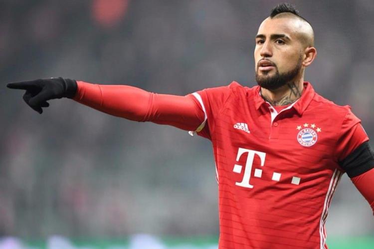 <p>Arturo Vidal</p>
