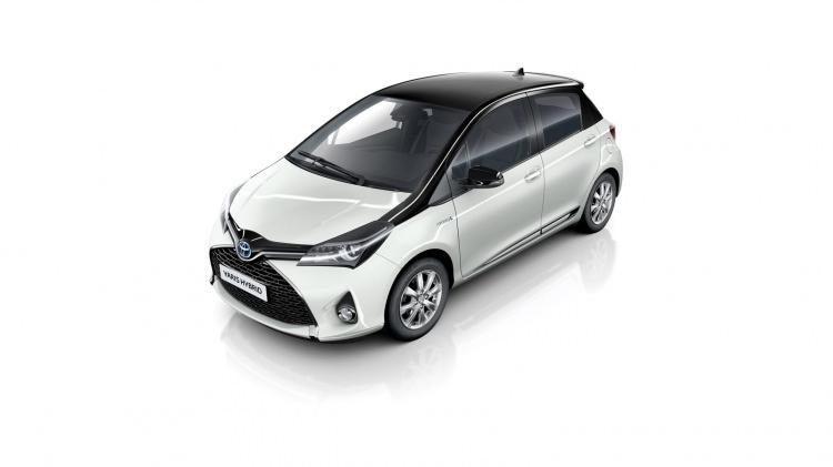 <p>Toyota Yaris Hybrid</p>
