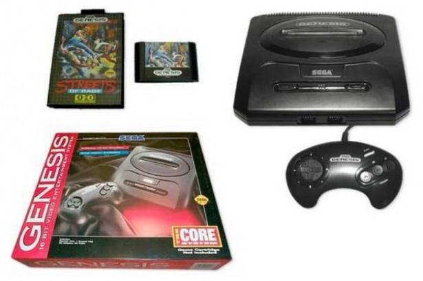 <p><strong>1989: Sega Genesis</strong><br />
1989 yılında Kuzey Amerika'da piyasaya sürülen Sega, o yıllardan sonra dünyanın en popüler oyun konsollarından biri oldu.</p>
