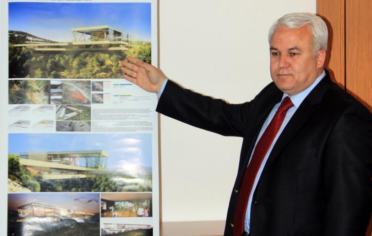 <p>BÜLENT KARAKUŞ</p>
