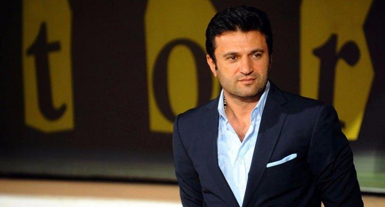 <p>BÜLENT UYGUN<br />
<br />
Oyuncularım ne zaman Nadide Sultan'a ne zaman Eyüp Sultan'a gideceklerini bilirler.</p>