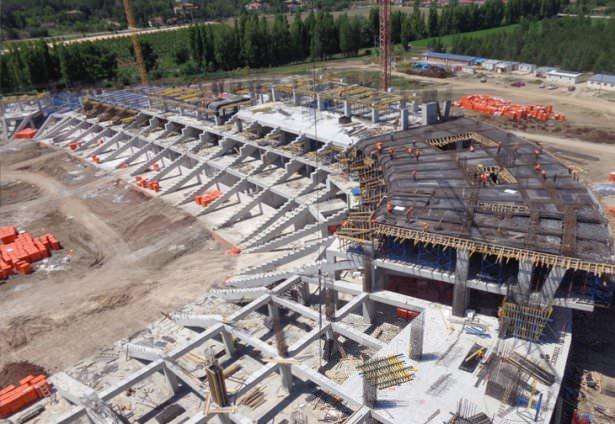 <p>Yeni Eskişehir Stadı</p>
