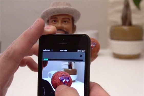 <p><strong>Vine</strong><br />Her ne kadar Instagram'ın video uygulamasının ardından kısa videoları çekme fırsatı veren Vine uygulamasının popülerliğinin azaldığı söylense de yine de Vine en çok indirilenler arasında.</p>