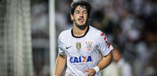İtalya’da Milan forması giydikten sonra ülkesinin en önemli takımlarından Corinthians’ın yolunu tutan 24 yaşındaki Pato için menacerlerin Beşiktaş'a yaptığı teklifin, sonuç vermediği öğrenildi. (Fanatik)