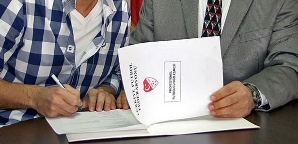 Süper Lig'de takımlar bir yandan hazırlıklarını sürdürürken diğer yandan da transfer çalışmaları aralıksız sürüyor. Peki ara transferde şu ana kadar kim kimi aldı?