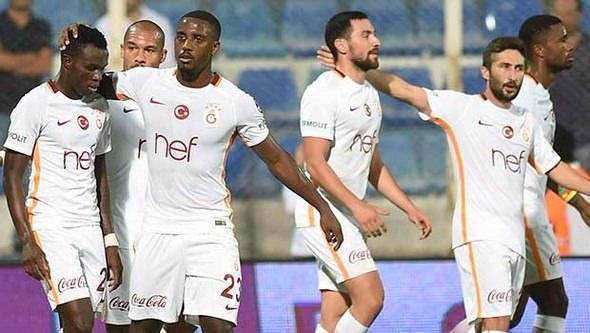 <p>CAROLE’A CiDDi iYiLEŞTiRME YAPILACAK - Son hamlede ise Fransız kulüplerinin transfer etmek istediği Lionel Carole’un başarılı performansı ödüllendirilecek. Fransız sol bekin ücreti 700 bin Euro’dan 1.1 milyona yükseltilecek.</p>