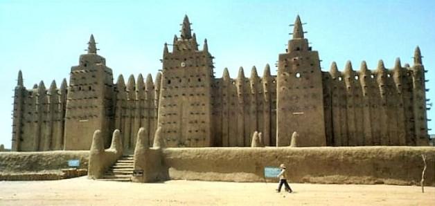 <p><strong>Büyük Djenné Cami</strong><br />Djenné, Mali </p>