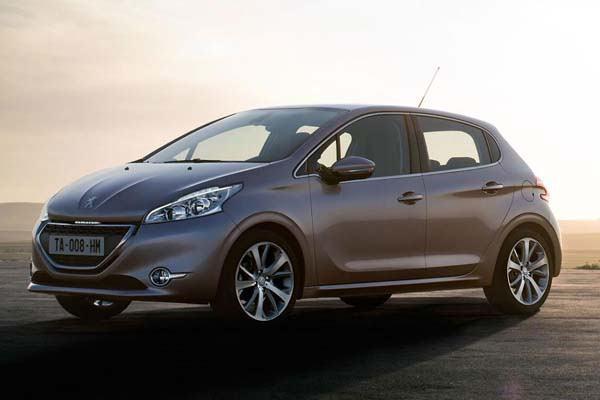 <p>Peugeot, 2013 model 208'de 2 bin 500, 301'de ise 2 bin liraya varan indirim var.</p>