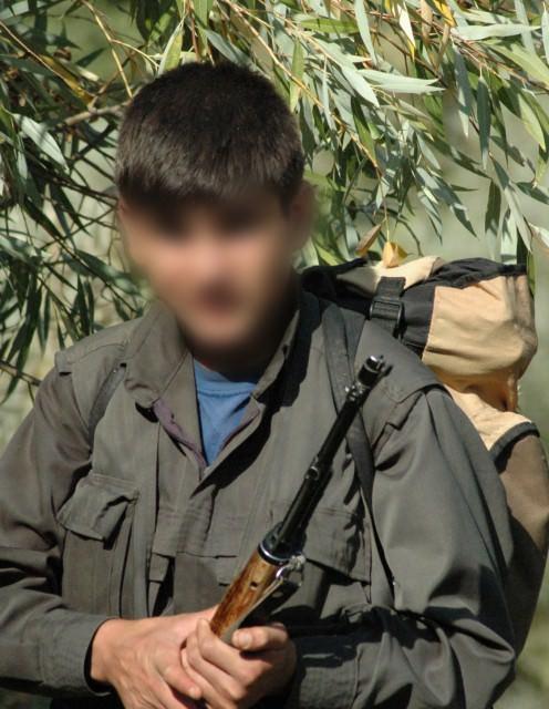 İstihbarat birimlerince yapılan çalışmalarda şoke eden bilgilere ulaşıldı. Bölücü terör örgütü kamplarında 2000 çocuk bulunuyor, bunların 700 kadarı kız çocukları...