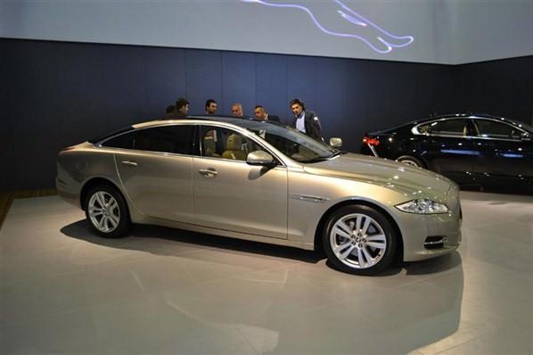   Jaguar XJ