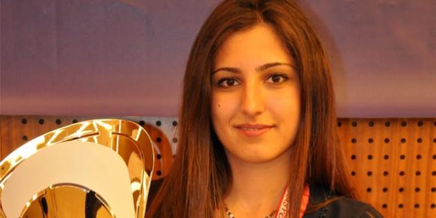 - Milli satranç oyuncusu Betül Cemre Yıldız, Rusya'da düzenlenen Uluslararası Satranç Federasyonu (FIDE) Kadınlar Grand Prix'sinde, dünya şampiyonu Çinli büyükusta Hou Yifan'ı yenerek büyük bir başarıya imza attı.