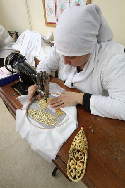 MAKİNECİ (DİKİŞ) 1687 kişi 