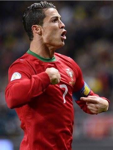 <p>2. Cristiano Ronaldo (Real Madrid)</p>