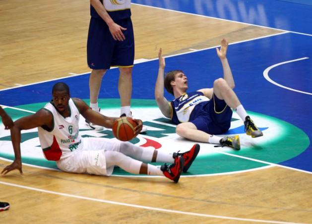FIBA Eurochallenge Final Four'da Karşıyaka, EWE Baskets'i 66-62 mağlup ederek finale kaldı.