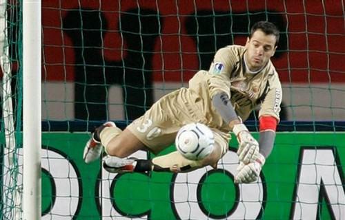 <div id="fotoGaleriAciklama">
<p><strong>Flavio: Piacenza-Monaco 8.5 milyon Euro</strong></p>
</div>