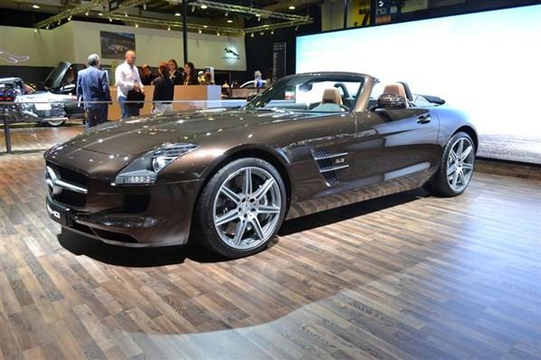   Mercedes-Benz SLS AMG