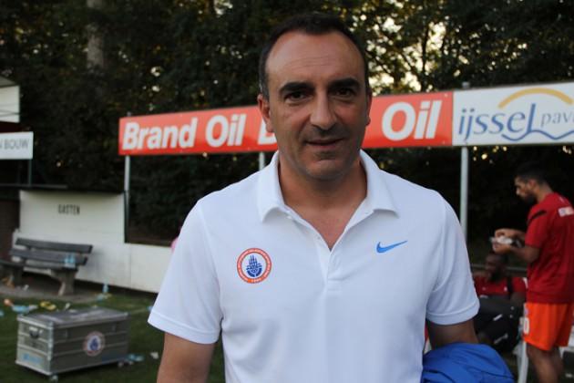 CARLOS CARVALHAL (İBB) Abdullah Avcı'nın Milli Takım'ın başına geçmesinin ardından Arif Erdem'in çalıştırıcılığında umduğunu bulamayan İBB, Beşiktaş'ın eski teknik direktörü Carlos Carvalhal ile anlaştı.