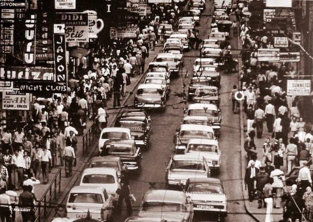 <p>İstiklal.. 1980..</p>

<p> </p>

