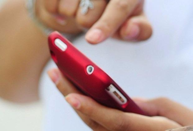 <p>Mevcut durumda cep telefonu, restoran, akaryakıt ve gıda harcamalarının taksitlendirilmesi yasak.</p>
<p> </p>