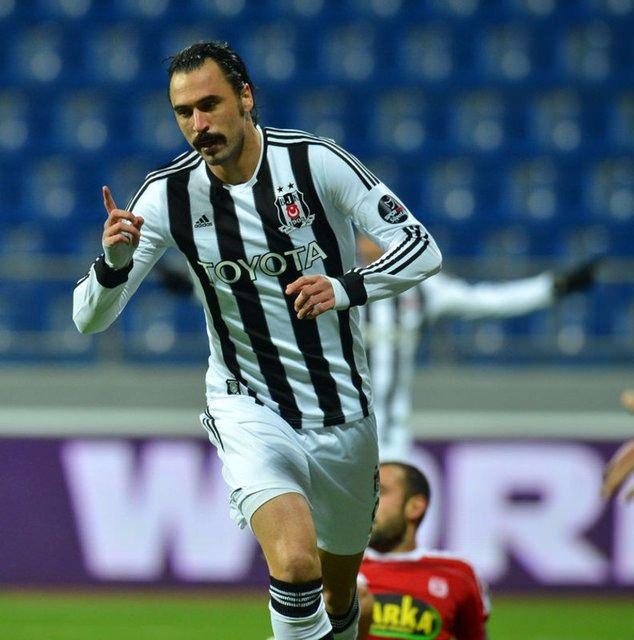 <p>Hugo Almeida - Yaşı: 33 - Takımı: AEK Atina (Yunanistan)</p>
<p> </p>