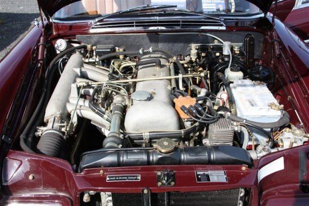 <p>Mercedes severler Almanya'nın Hattingen kentinde buluştu. Mercedes kulübü tarafından her sene düzenlenen etkinlik kapsamında Mercedes klasikleri ve son model Mercedes'ler bir araya geldi. İşte o otomobiller....</p>
<p> </p>